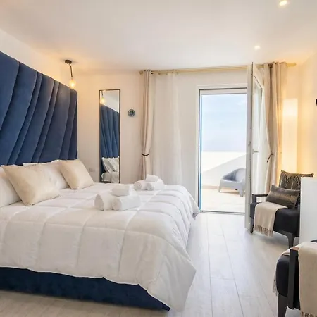 Апартаменты Altamarea - Sea View *